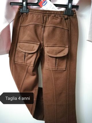 Completo chicco taglia 4 anni