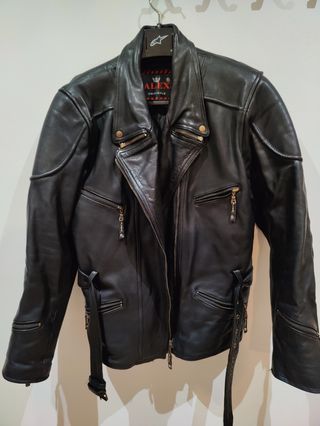 Chaqueta moto en piel