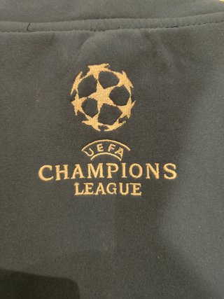 Chaqueta Futbol Oficial Fnal Champions.