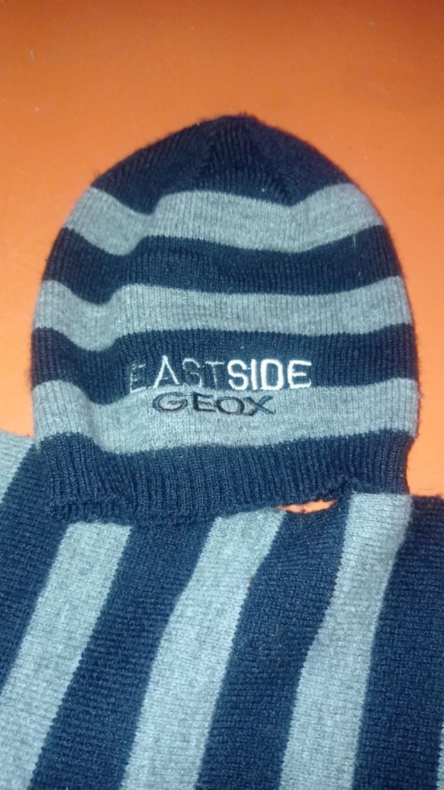 Conjunto de gorro y bufanda Geox