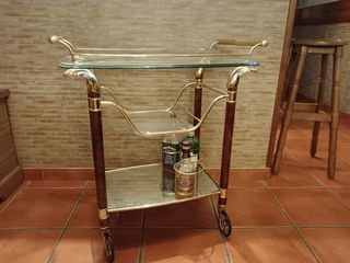 Antiguo Carro camarera