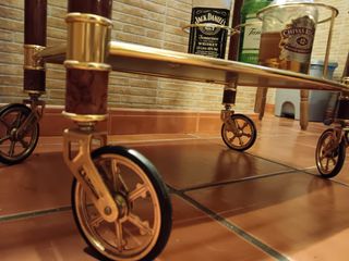 Antiguo Carro camarera