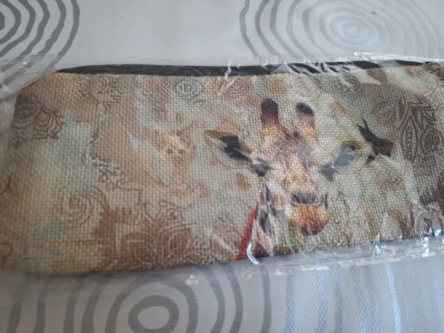 Neceser jirafa marrón beige