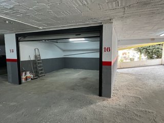 ALQUILO O VENDO dos plazas de garaje cerradas