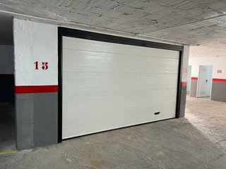 ALQUILO O VENDO dos plazas de garaje cerradas