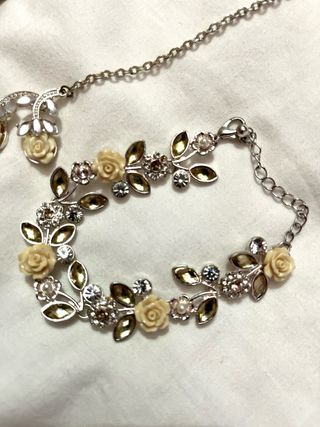 Conjunto gargantilla y pulsera