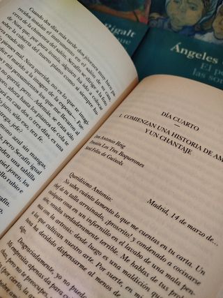 Colección de libros Premio Planeta