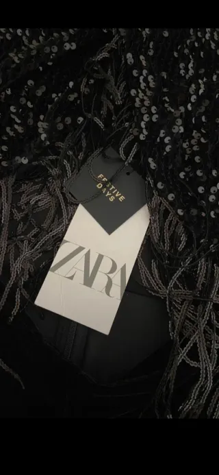 Mono lentejuelas y flecos Zara