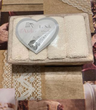 Set di asciugamanini