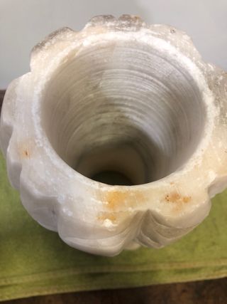 PIE de MARMOL (medidas 28 x 12 )