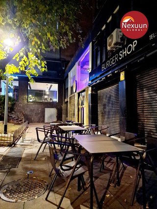 Bar en venta en Gavarra en Cornellà de Llobregat