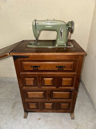 Maquina de coser SIGMA