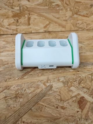 689 Estación de carga + baterías