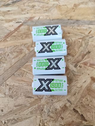 689 Estación de carga + baterías