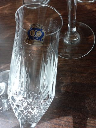 Copas talladas a mano