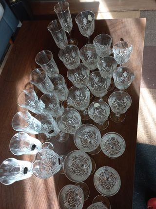 Copas talladas a mano