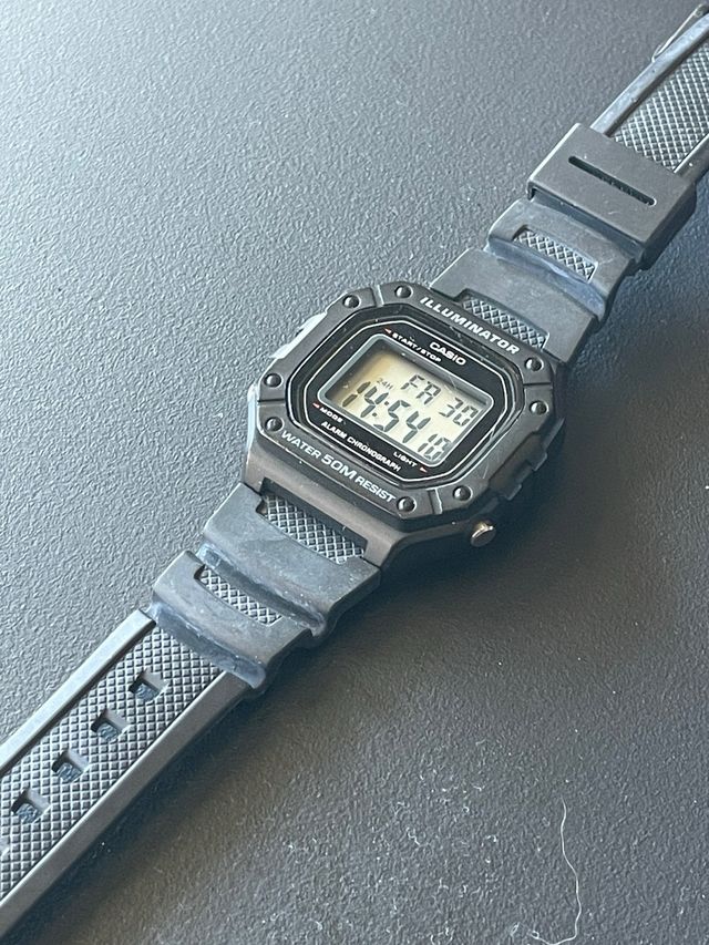 Reloj Casio Illuminator