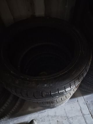 Neumaticos 215/50R18 92W