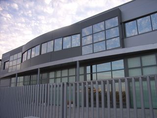 ALQUILER OFICINAS Y LOCALES DESDE 70 A 350 M2