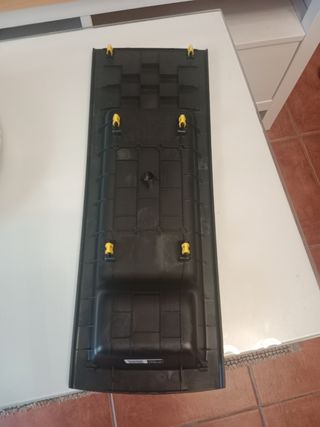 Bandeja central de Peugeot Rifteer 