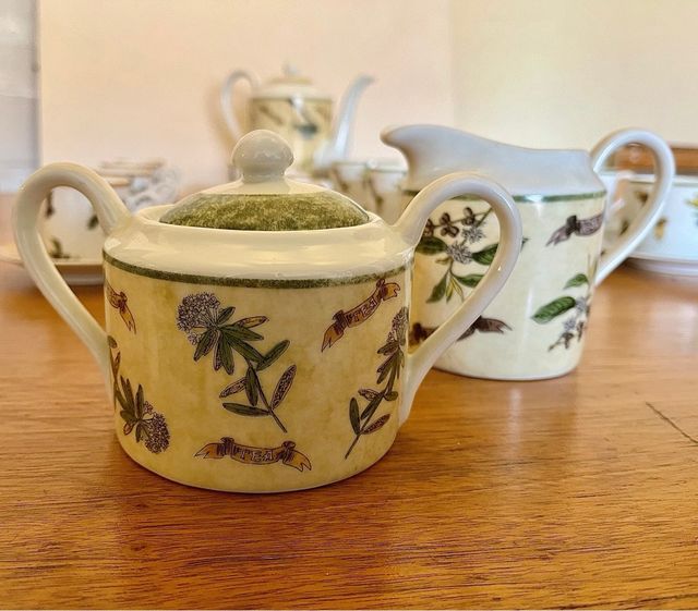 PTS INTERNATIONAL INTERIORS Set completo per tè e caffè