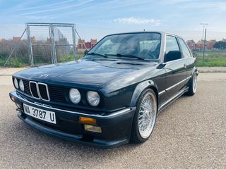 BMW 325i e30