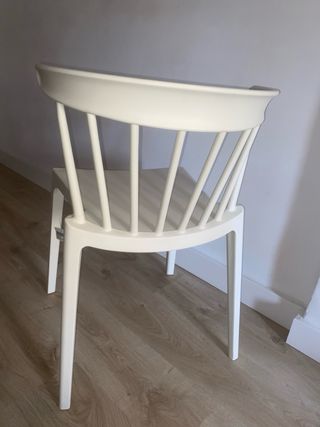 Silla Sklum blanca