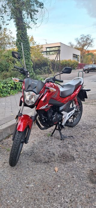 Honda CB 125 F