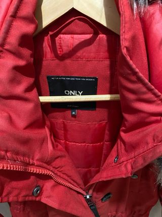 Anorak Cazadora Only con capucha