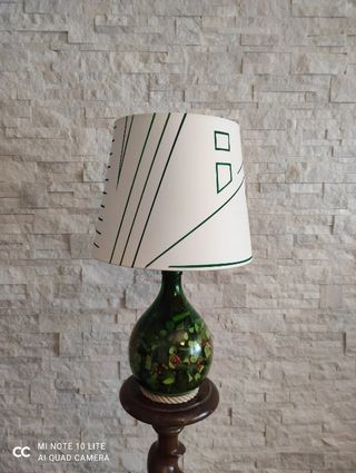 lampada in fiasca riciclata