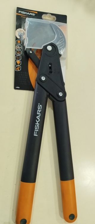 Tijera poda Fiskars