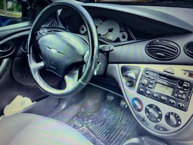 Ford Focus 1.6i 16v Ghia