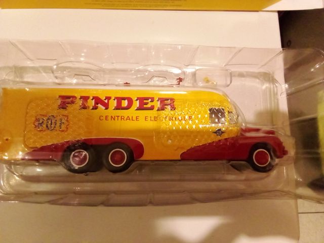 Camión Bernard 28 - la centrale electrique