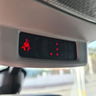 Peugeot 5008 1.6 Active HDI AUTOMÁTICO.