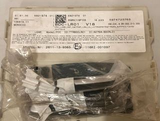 10681811 CAJA DE RELES Y FUSIBLE