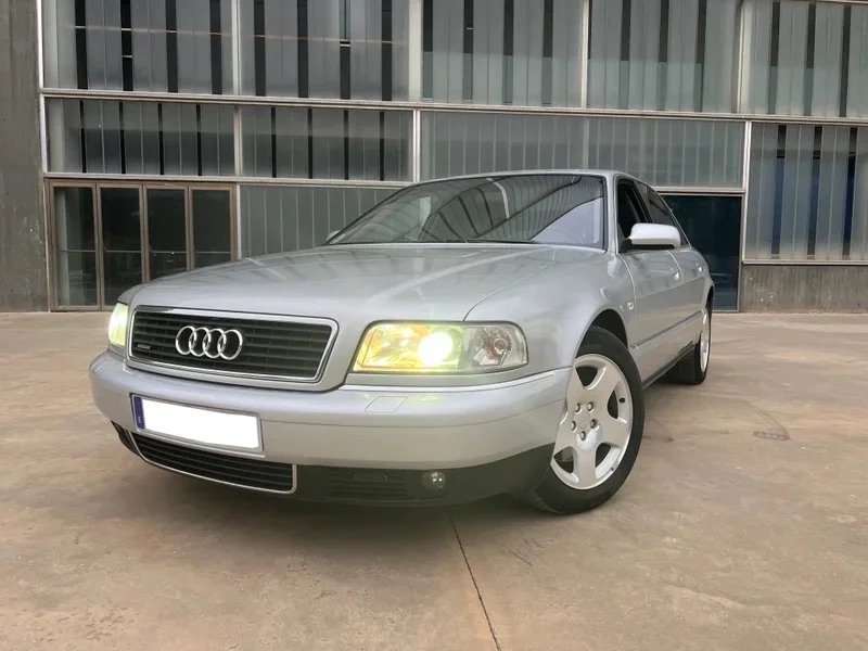 Audi A8 4.2 QUATTRO 310 cv - foto 1