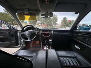 Audi A8 4.2 QUATTRO 310 cv