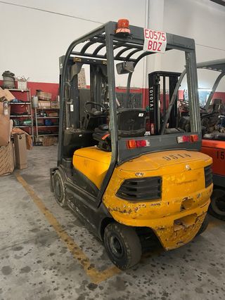 carretilla electrica  2200 kilosmatriculada