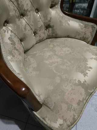 Sillon de madera de estilo isabelino