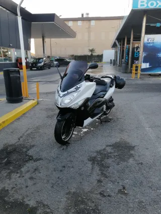 Yamaha tmax 500