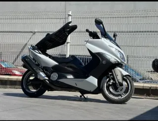 Yamaha tmax 500