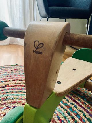 Triciclo de madera Hape