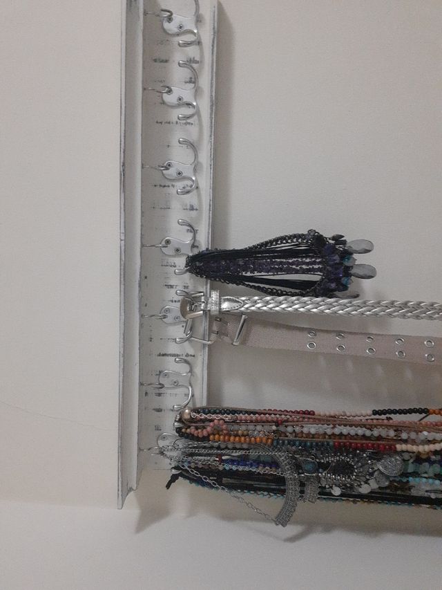 COLGADOR PARA COLLARES, MADERA SHABBY