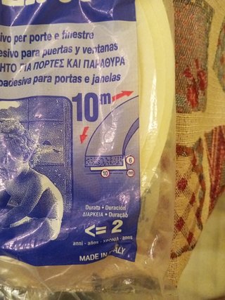 Cinta de aislamiento de ventanas y puert