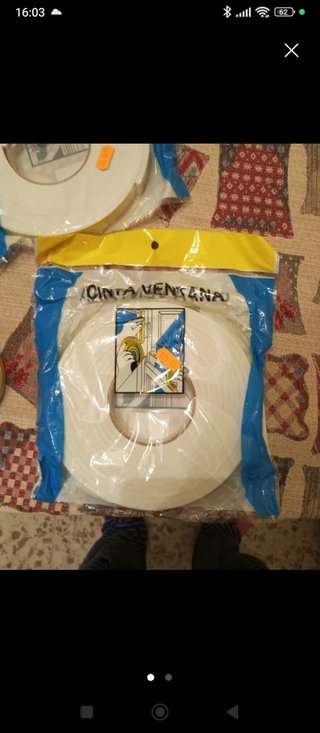 Cinta de aislamiento de ventanas y puert