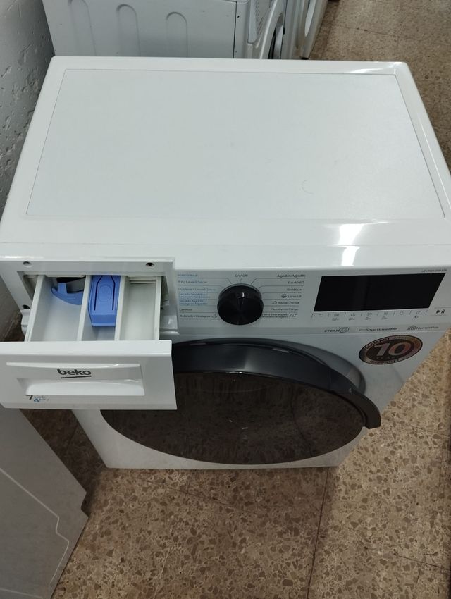 Lavadora con secadora marca Beko 7/4