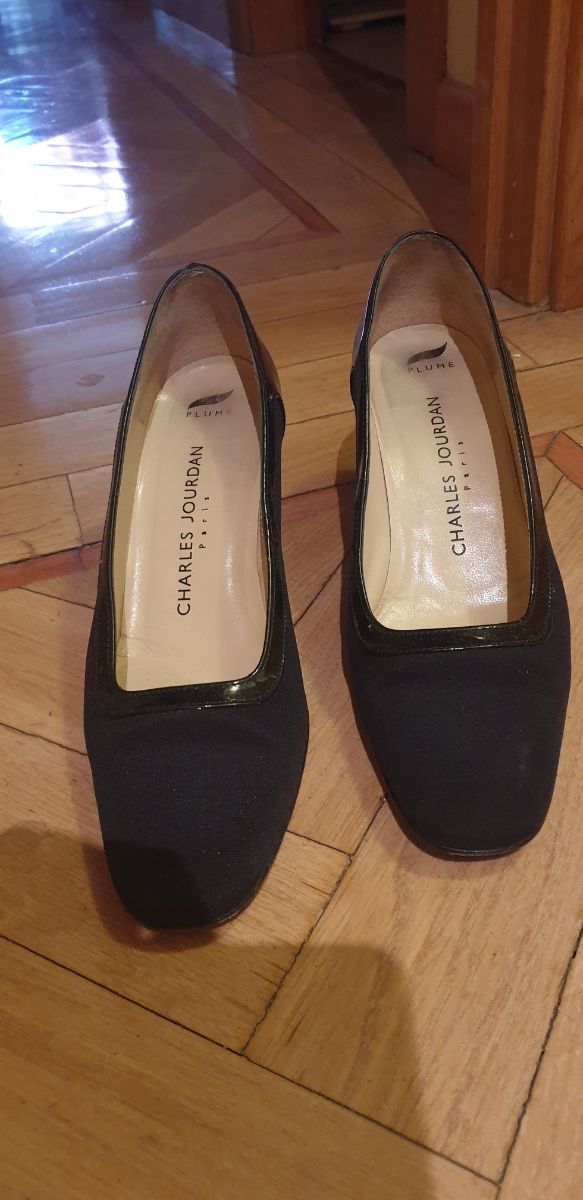 Zapatos de salón Charles Jourdan