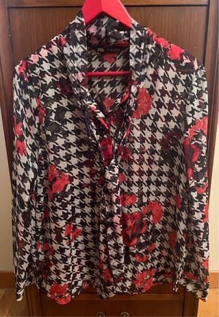 Blusa estampada de Zara