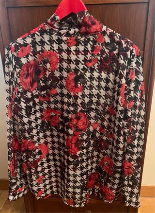 Blusa estampada de Zara