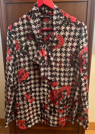 Blusa estampada de Zara